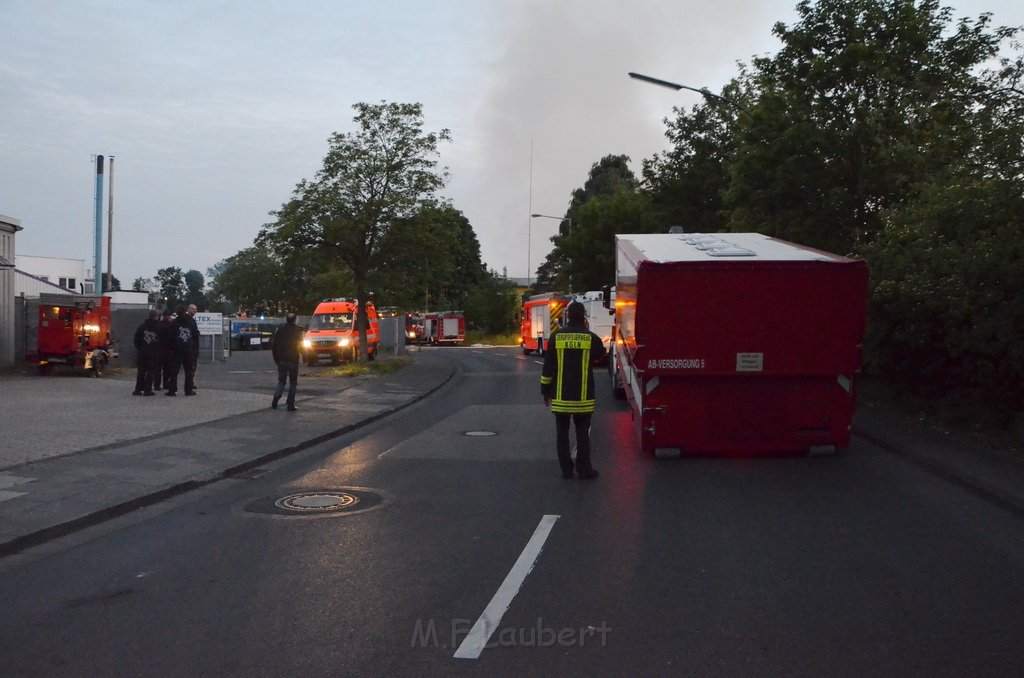 Grossfeuer Poco Lager Koeln Porz Gremberghoven Hansestr P349.JPG - Miklos Laubert